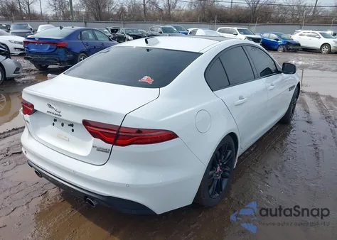 2020 Jaguar Xe S Awd Automatic z USA, uszkodzony, nr VIN SAJAJ4FXXLCP63449